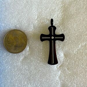 316L Stainless steel cross with diamond chip in center